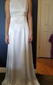 Wedding dress and head piece